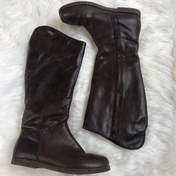 Emu Armidale Boots - Picture 1 of 5